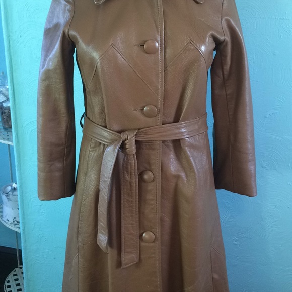 Vintage leather trench, with belt - Picture 3 of 8